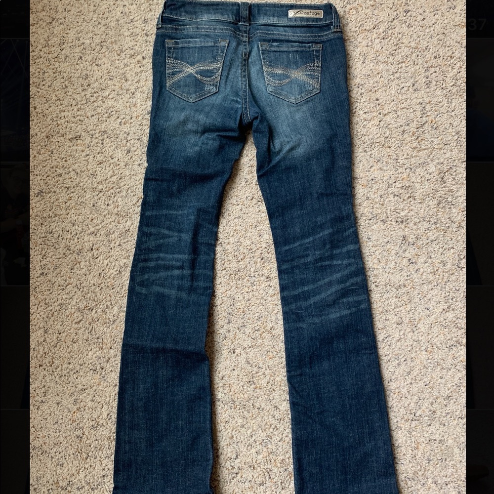 Jeans - Picture 2 of 4
